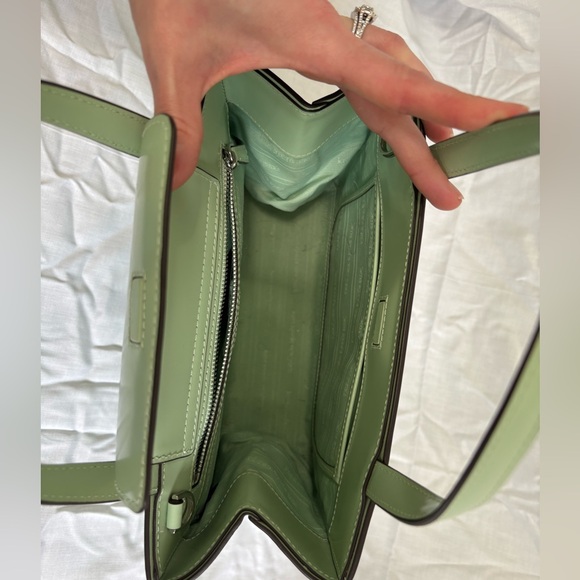 Kate spade tote - Picture 9 of 10